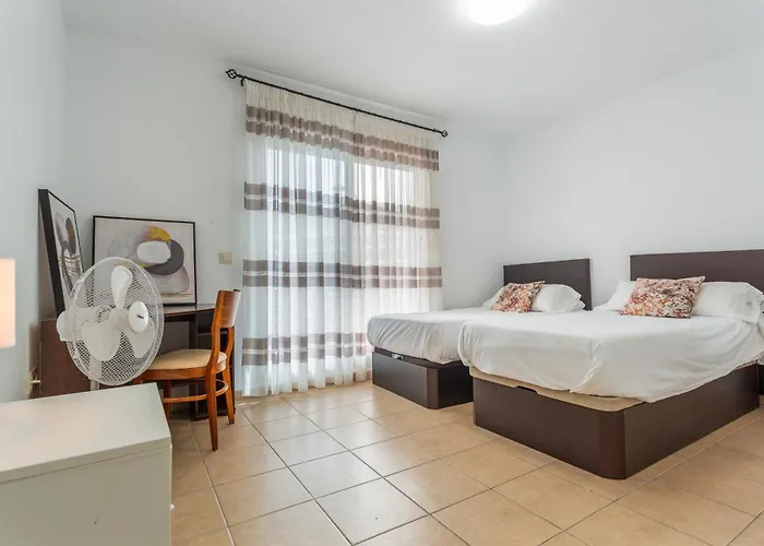 Obsidian Peridotita Adeje Costa Adeje (Tenerife)