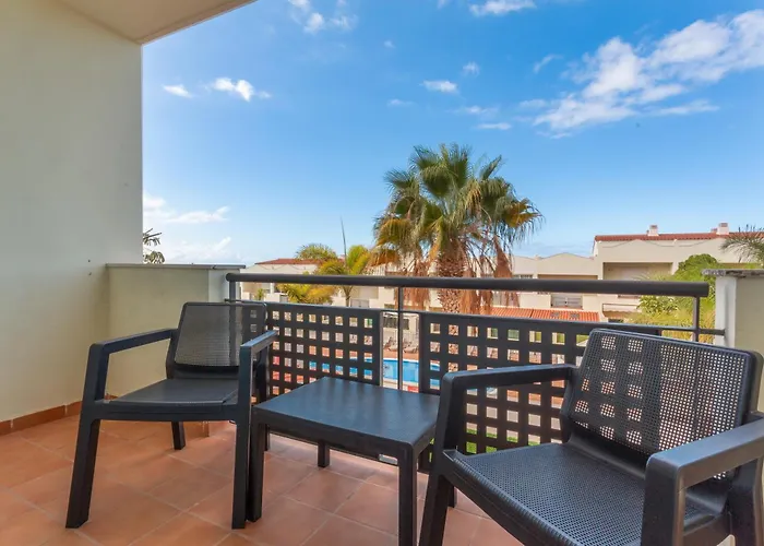 Obsidian Peridotita Adeje Costa Adeje (Tenerife)