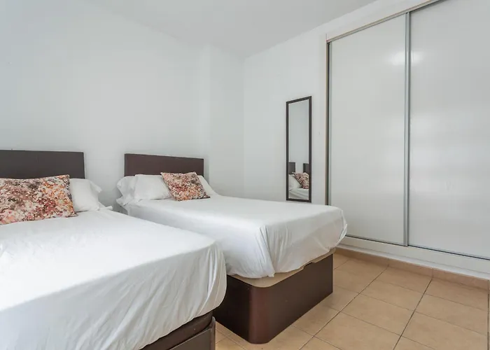 Obsidian Peridotita Adeje Costa Adeje (Tenerife)